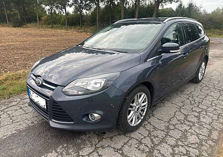 Ford Focus gebraucht kaufen Ford Focus Focus163PS PowerSh.Titanium Turnie Autom Tüv:NEU