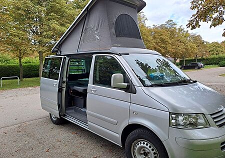 VW T5 Multivan Volkswagen mit Aufstelldach