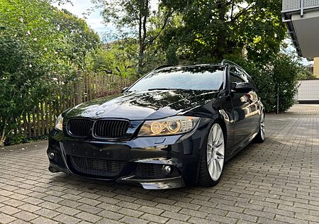 BMW 335d LCI Touring - M Paket ab Werk