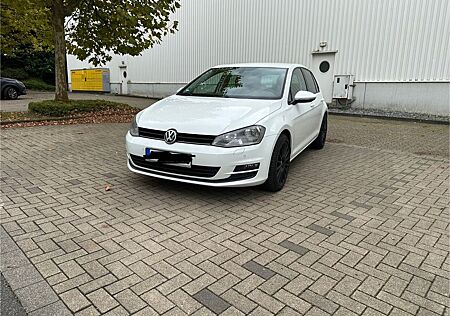 VW Golf Volkswagen 1.2 TSI 63kW BMT Comfortline Comfortline