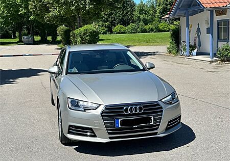 Audi A4 2.0 TFSI ultra S tronic Avant Scheckheft