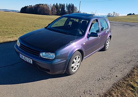 VW Golf Volkswagen IV 1.6 | 142.000 km