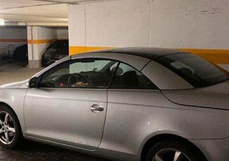 VW Eos Volkswagen 1.6 FSI Standard