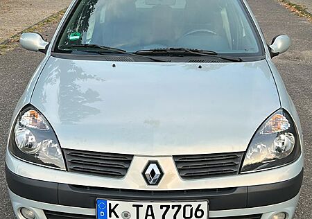 Renault Clio 1.2 16V