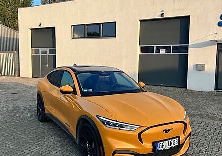 Ford Mustang Mach-E Emotor Extended Range 216kW, ...
