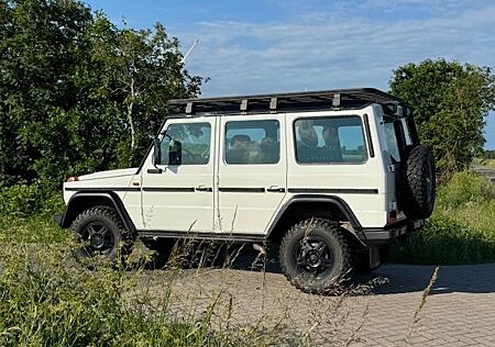 Mercedes-Benz G 280