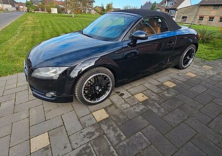 Audi TT Roadster 3.2 quattro -