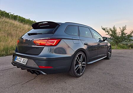 Seat Leon CUPRA ST 290 OPF CUPRA R Packet