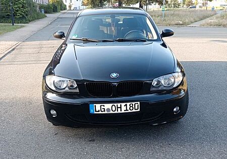 BMW 120i -