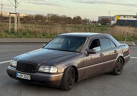 Mercedes-Benz C 180 ELEGANCE Elegance