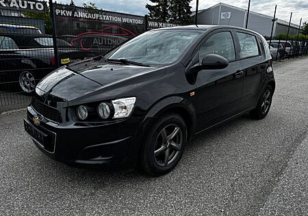 Chevrolet Aveo 1,2i LT Klima+Reifen Neu+TÜV=12/2025