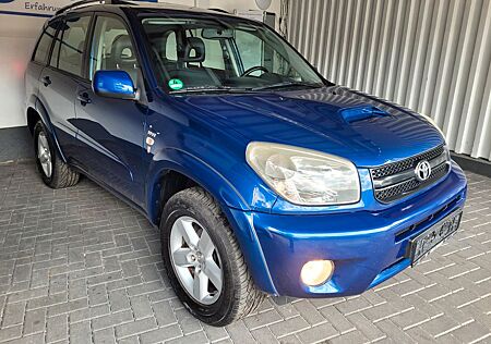 Toyota RAV 4 2.0 Executive 4X4*STANDHEIZUNG*LEDER*TOP ZUSTAN