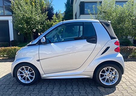 Smart ForTwo Cabrio mhd Passion *SHZ*Klima*Scheckheft