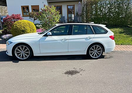 BMW 320d Touring Sport Line Automatic Spo...
