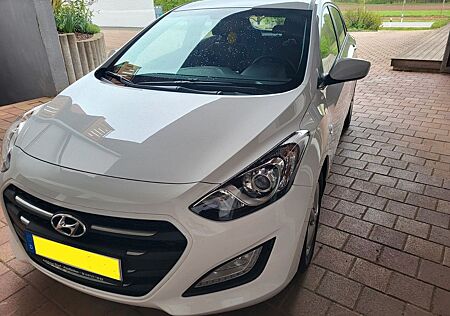 Hyundai i30 FL 1.4 M/T Classic