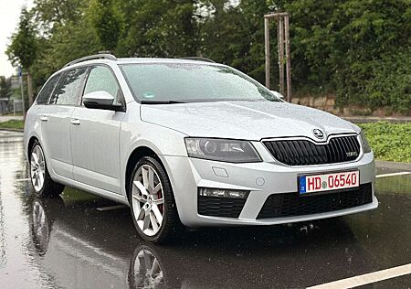 Skoda Octavia Combi RS 1-Hand VOLLLEDER NETTO möglich