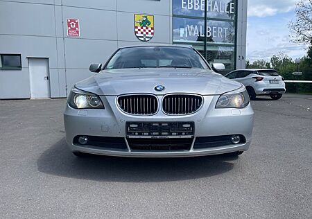 BMW 523i 2.Hand Scheckheft Xenon SHZ Tempo PDC