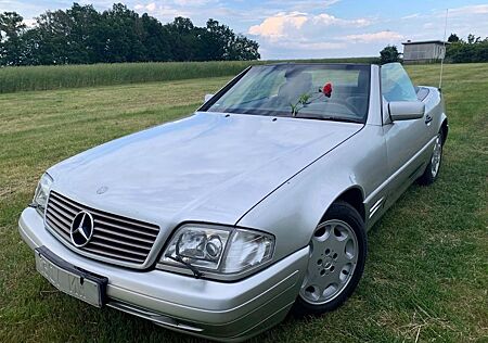 Mercedes-Benz SL 320