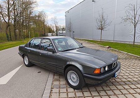 BMW 730i Automatik /rostfrei/Leder/Sammlerzustand