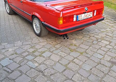 BMW 320i Cabrio