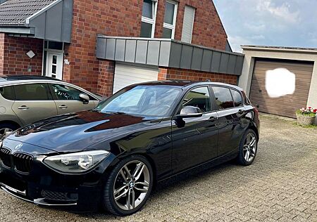 BMW 114i Sport Line Sport Line