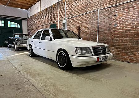 Mercedes-Benz 280
