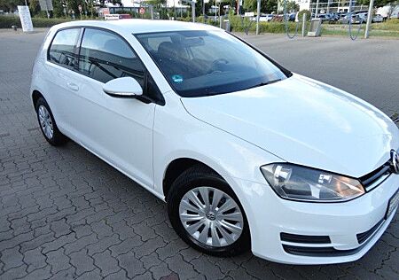 VW Golf Volkswagen VII Lim. Trendline BMT