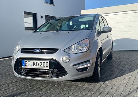 Ford S-Max 2,0 Navi, Anhängekupplung, Memory-Sitze