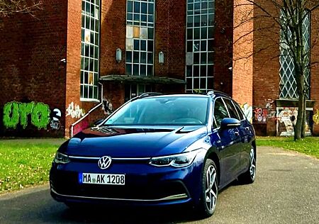 VW Golf Volkswagen 2.0 TDI SCR DSG Style Variant Style