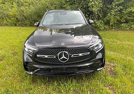 Mercedes-Benz GLC-Klasse GLC 200 4MATIC /HYBRID/WENIG KM/AMG PACKET