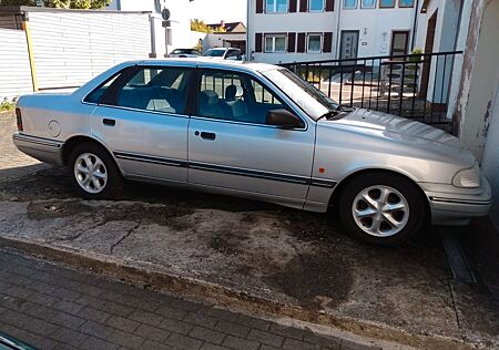 Ford Scorpio