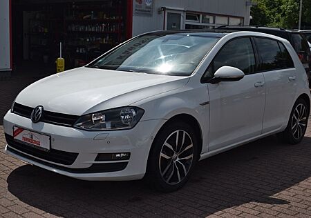 VW Golf Volkswagen VII Lim. Cup BMT HU-AU NEU 2.Hand