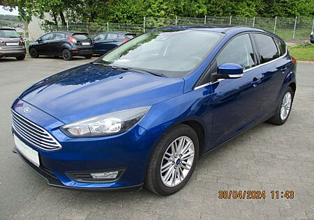 Ford Focus Lim. Cool&Connect Sitzheiz PDC Tempomat