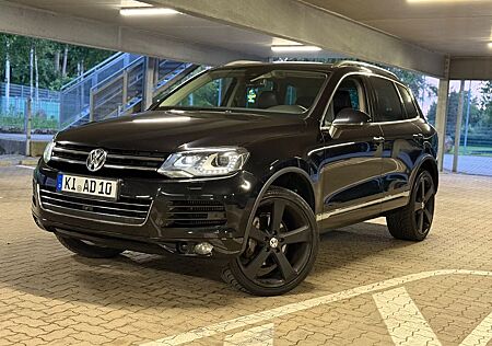 VW Touareg Volkswagen 3.0 V6 TDI Tiptronic BlueMotion Blue...