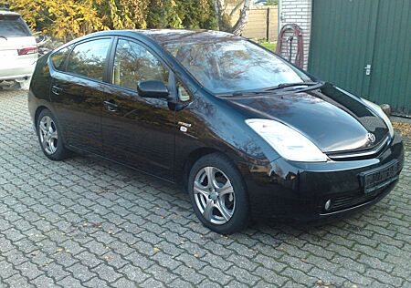 Toyota Prius 1.5-l_VVT-i Executive mit LPG TÜV NEU
