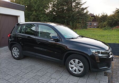 VW Tiguan Volkswagen 1.4 TSI 90kW 1. Hand,