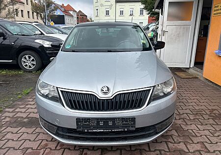 Skoda Rapid ;I 77kW Active ;Panoramadach , 1.Hand.