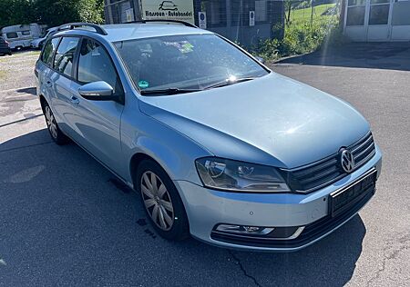VW Passat Variant Volkswagen 1.6 TDI BlueMotion Variant