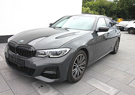 BMW 330 i xDrive M Sport