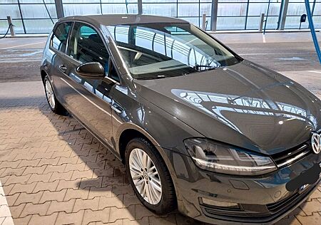 VW Golf Volkswagen 1.2 TSI 63kW BMT CUP CUP
