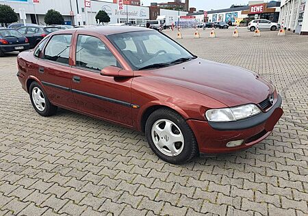 Opel Vectra 1.6 16V Comfort Comfort Original 112000km