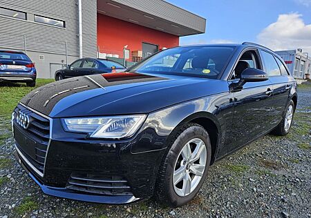 Audi A4 AVANT 30TDI * NAVIGATION * ALU * PDC * XENON