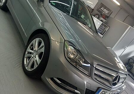 Mercedes-Benz C 220 CDI 4MATIC T AVANTGARDE Autom. AVANTGARDE