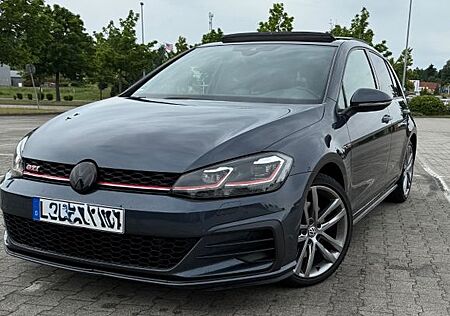 VW Golf Volkswagen 2.0 TSI BMT GTI Performance