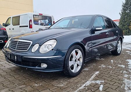 Mercedes-Benz E 240 AVANTGARDE