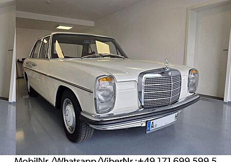 Mercedes-Benz 230 gebraucht kaufen Mercedes-Benz 230 .6 Strich 8 H-Kennz./ Automatik/TÜV05/27