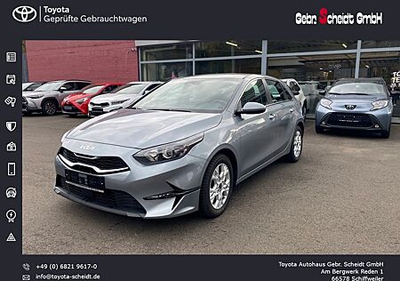 Kia Cee'd Ceed Vision Komfort+ 1.5 T-GDI EU6e Navigationss
