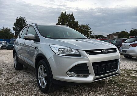 Ford Kuga Trend 2.0TDCI 4X4 AUTOMATIC AHK STARTSTOP