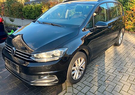 VW Touran Volkswagen 1.6 TDI SCR Comfortline Comfortline