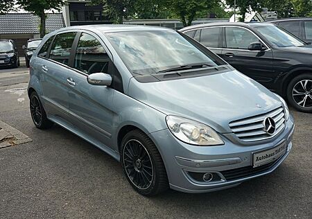 Mercedes-Benz B 200 2.0 PTS-Klima-LM-Chrom Paket